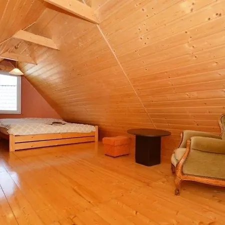 Spacious And Comfortable Homes With Pool * ダルウォボ