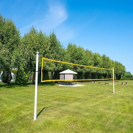 Spacious And Comfortable Homes With Pool 別荘 *