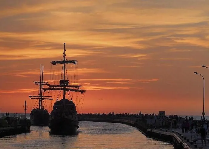 Spacious And Comfortable Homes With Pool * Darlowo