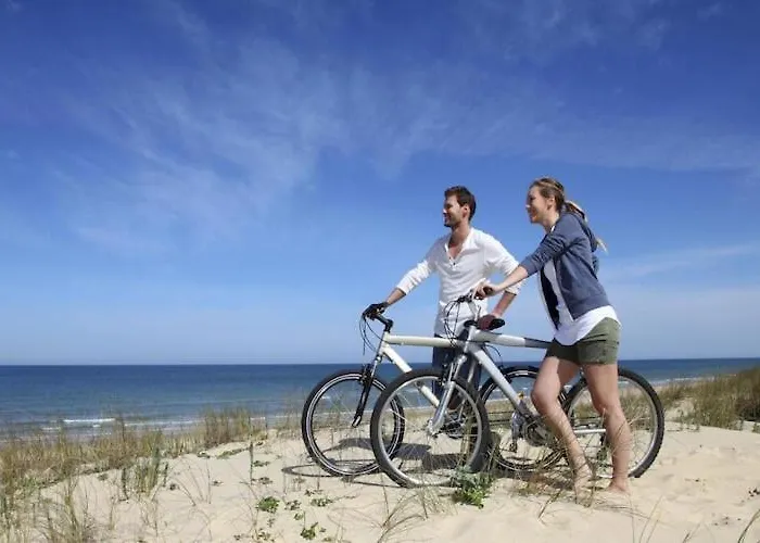 Holiday home Spacious And Comfortable Homes With Pool