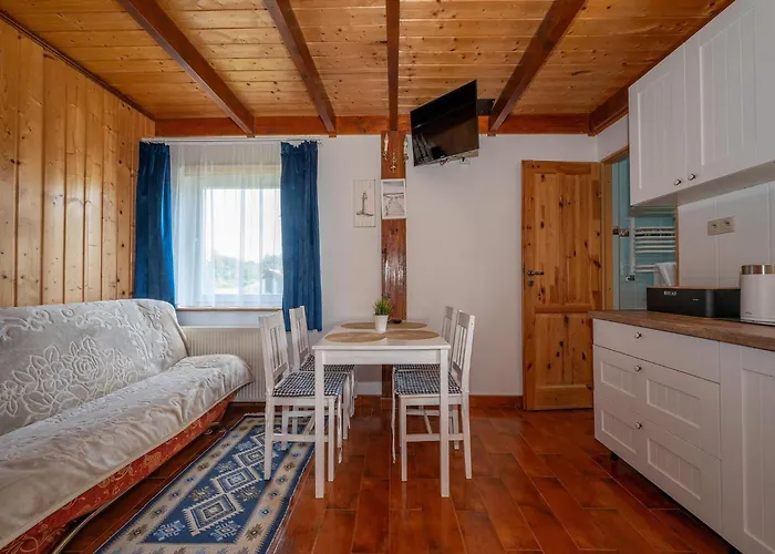 Spacious And Comfortable Homes With Pool *