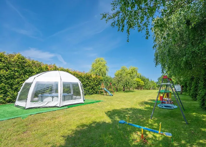 Spacious And Comfortable Homes With Pool