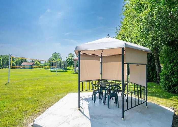 Spacious And Comfortable Homes With Pool Holiday home